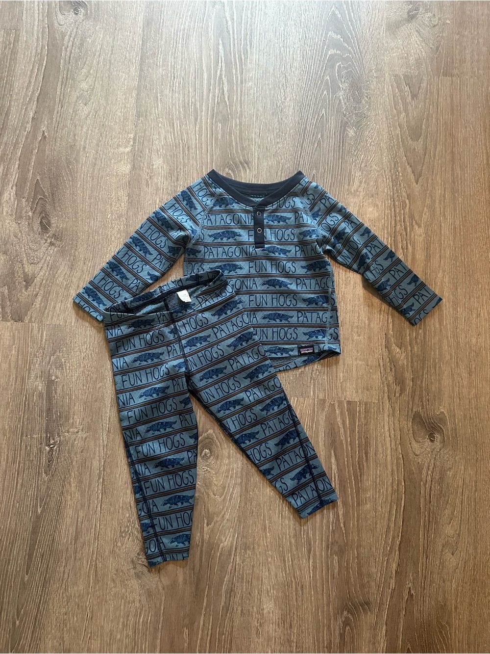 Patagonia 12-18 Months Baby Boy Capilene Baselayer Set